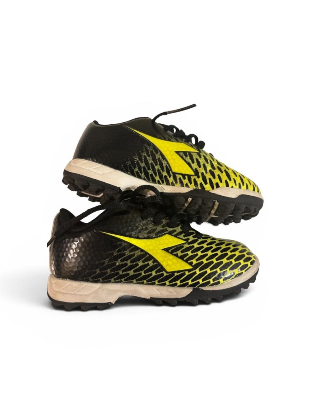 Diadora Kids Soccer Cleats Turf Shoes Black Yellow Patterned Size 9C
